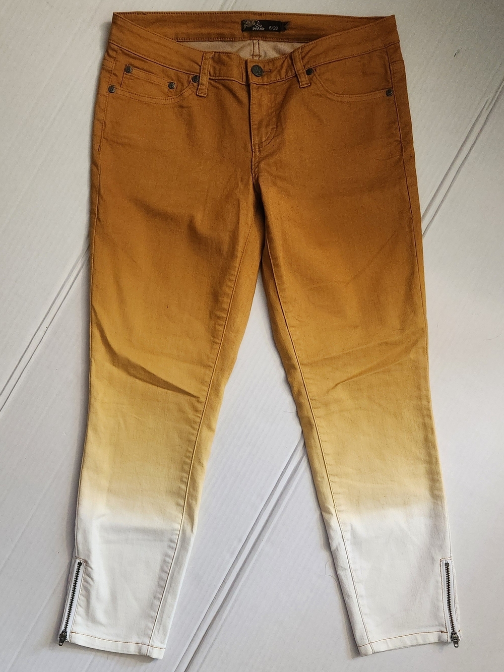 PrAna Jett Capri Ombre Dip Dye Jeans Size 6/28 Low-Rise Yellow to White